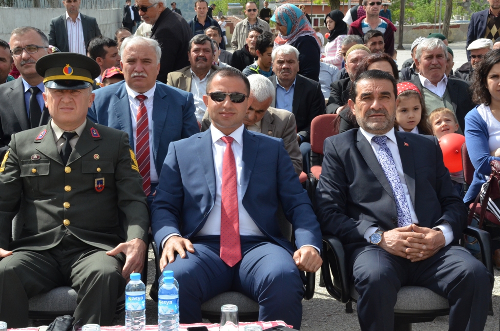 23 nisan 12